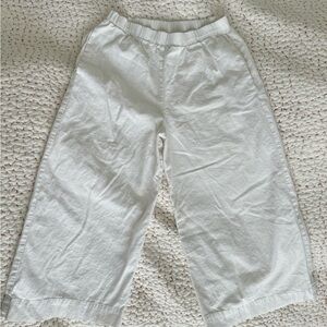 Nicole purdy designer linen white plants